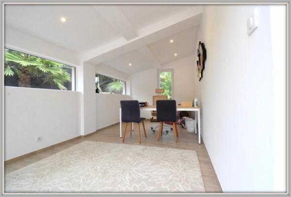 Maison à vendre 5 pièces Les Thermes rénovation récente et jardin exotique  Vidéo disponible