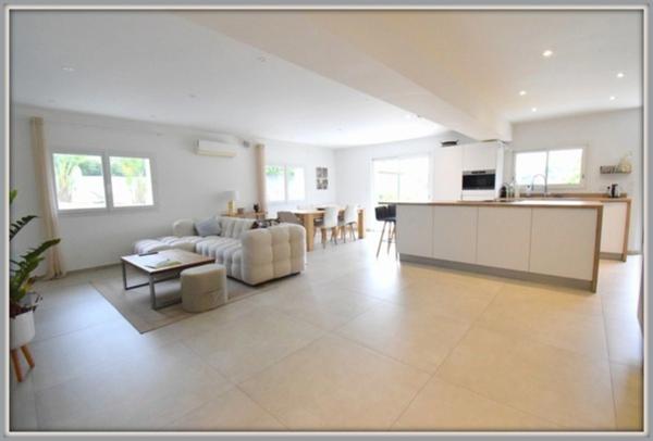 Maison à vendre 5 pièces Les Thermes rénovation récente et jardin exotique  Vidéo disponible