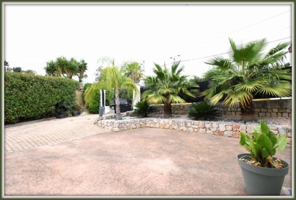 Maison à vendre 5 pièces Les Thermes rénovation récente et jardin exotique  Vidéo disponible