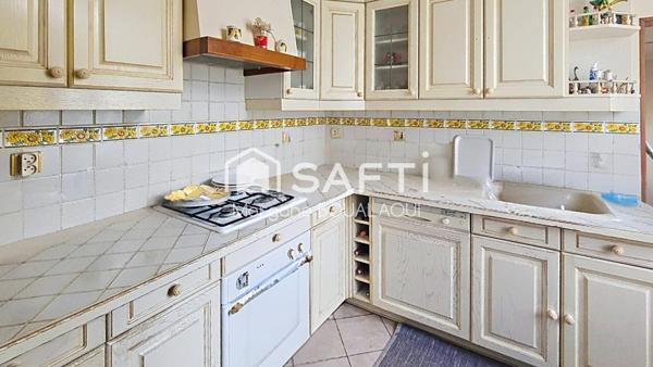 MAISON 5 PIÈCES - 100 M² AVEC DOUBLE-GARAGE