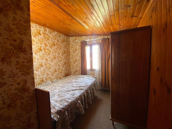 Dpt Pyrénées Orientales (66), à vendre proche VINCA maison en pierres 120 m² avec jardin et grange à rénover
