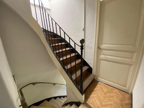 Dpt Pyrénées Orientales (66), à vendre proche VINCA maison en pierres 120 m² avec jardin et grange à rénover