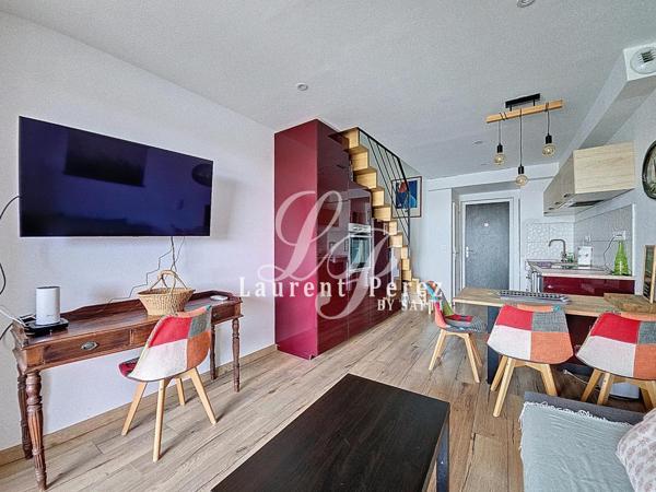 Superbe T2 en duplex – Vue port, dernier étage – Résidence récente