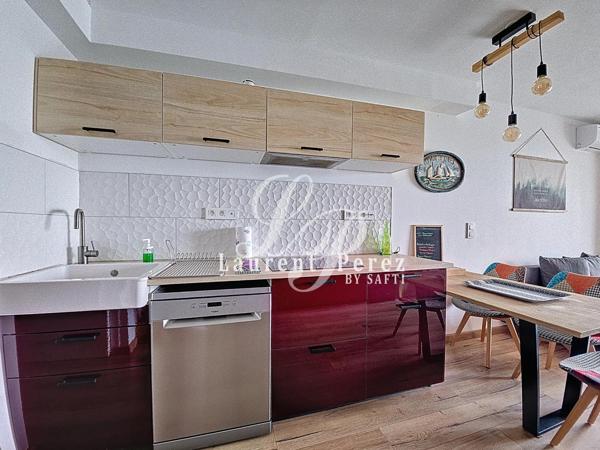 Superbe T2 en duplex – Vue port, dernier étage – Résidence récente