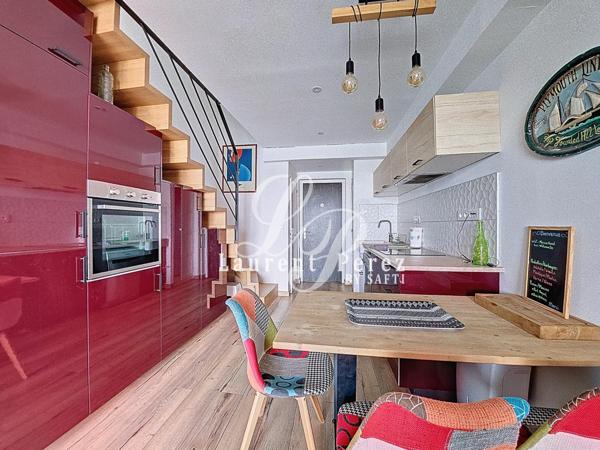 Superbe T2 en duplex – Vue port, dernier étage – Résidence récente