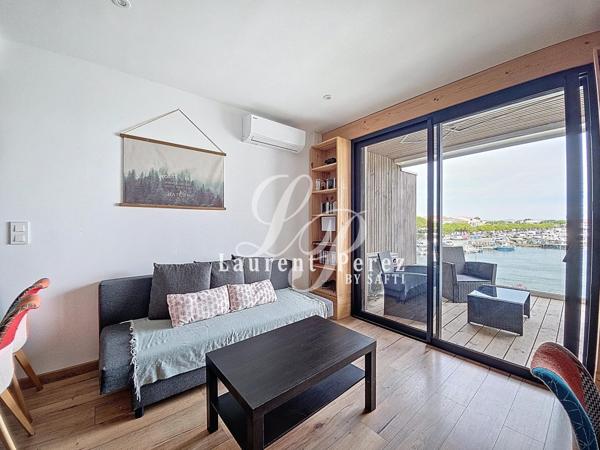 Superbe T2 en duplex – Vue port, dernier étage – Résidence récente