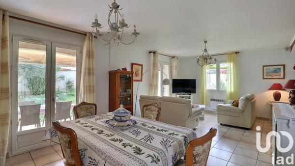 Maison traditionnelle 4 pièces de 94 m² à Gardanne (13120)