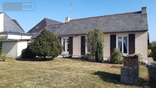 Maison à vendre à Saint-Aubin-d'Aubigné en Ille-et-Vilaine (35250), ref :