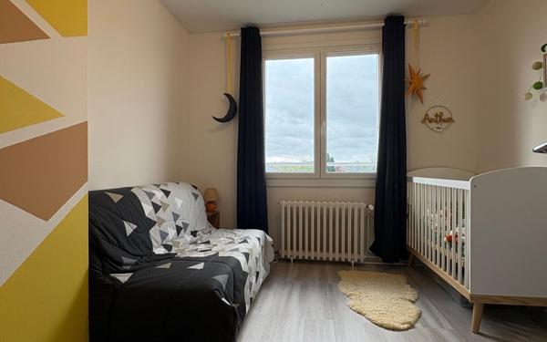 Maison à vendre    4 pièces •  Lussac-les-Châteaux