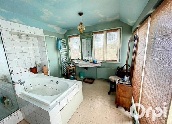 Maison à vendre    6 pièces • 180 m2 Châtillon