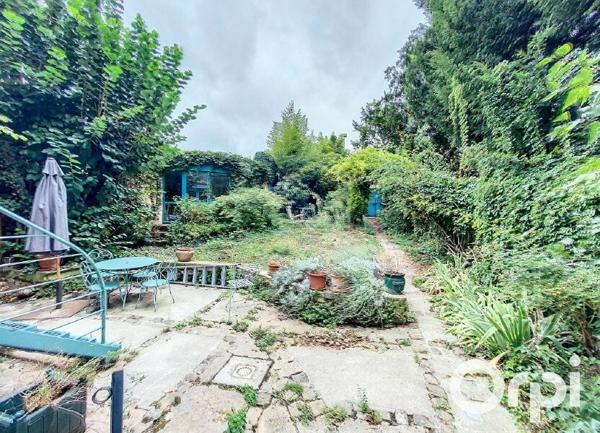 Maison à vendre    6 pièces • 180 m2 Châtillon