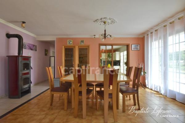 Maison familiale 8 pièces à JARZÉ - 170 m² - Terrain 4330 m²