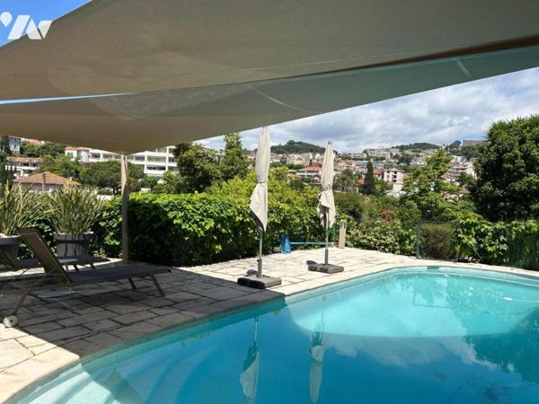 PROCHE VIEUX CANNET ELEGANTE MAISON DE 120 M2 EN PARFAIT ETAT AVEC PISCINE