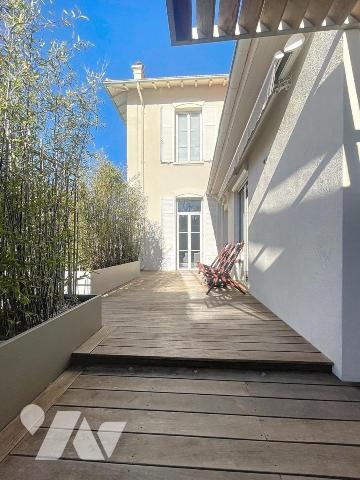 PROCHE VIEUX CANNET ELEGANTE MAISON DE 120 M2 EN PARFAIT ETAT AVEC PISCINE