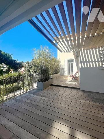 PROCHE VIEUX CANNET ELEGANTE MAISON DE 120 M2 EN PARFAIT ETAT AVEC PISCINE