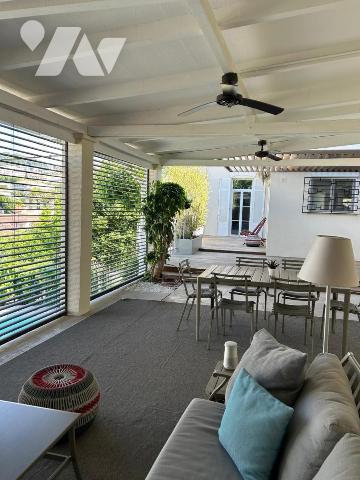 PROCHE VIEUX CANNET ELEGANTE MAISON DE 120 M2 EN PARFAIT ETAT AVEC PISCINE