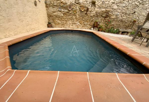Gard (30) - Nimes - Appartement T3/4 avec cour et piscine
