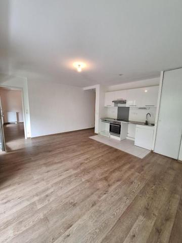 Appartement T2 à louer - 45 m² (réf : 555912)