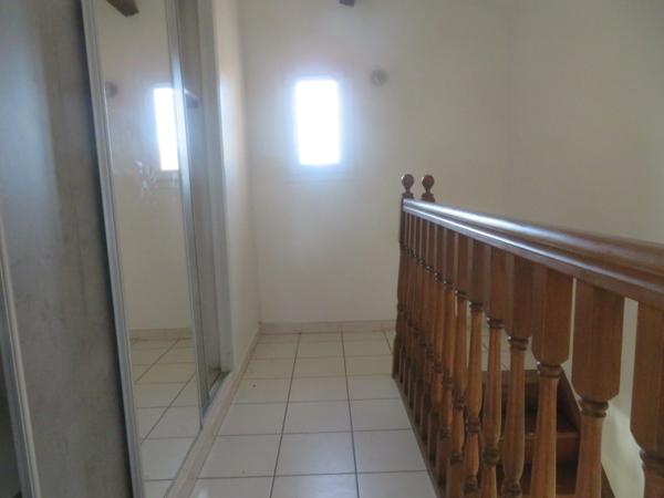 BELLE MAISON de 120 m2 dans propriété de fermée A VENDRE à MALLEMOISSON (04510)