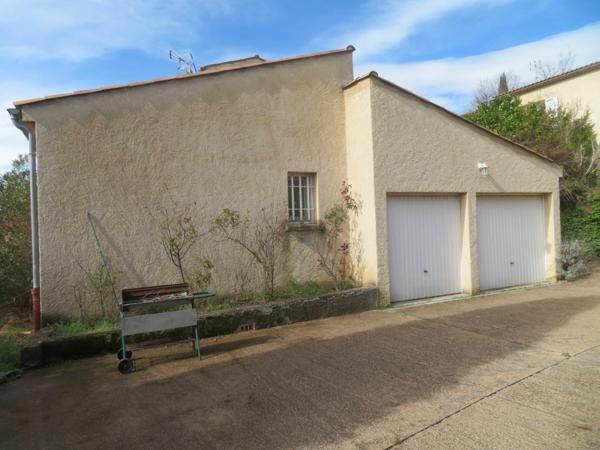 BELLE MAISON de 120 m2 dans propriété de fermée A VENDRE à MALLEMOISSON (04510)