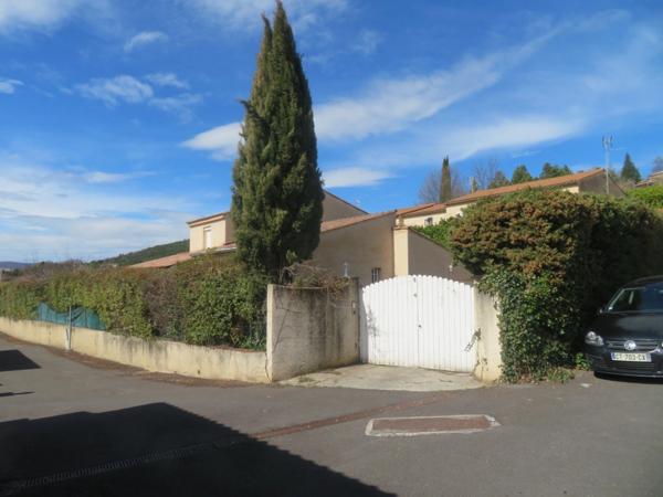 BELLE MAISON de 120 m2 dans propriété de fermée A VENDRE à MALLEMOISSON (04510)