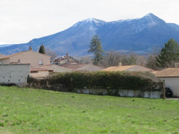 BELLE MAISON de 120 m2 dans propriété de fermée A VENDRE à MALLEMOISSON (04510)