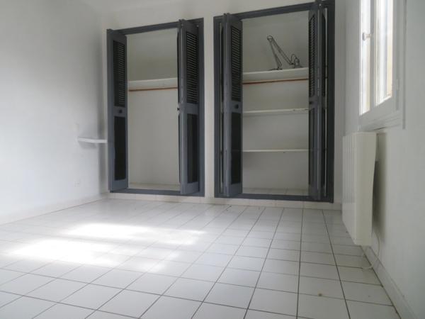 BELLE MAISON de 120 m2 dans propriété de fermée A VENDRE à MALLEMOISSON (04510)