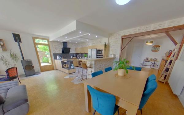 Maison à vendre    6 pièces • 193 m2 Épernay