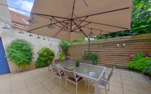 Maison à vendre    6 pièces • 193 m2 Épernay