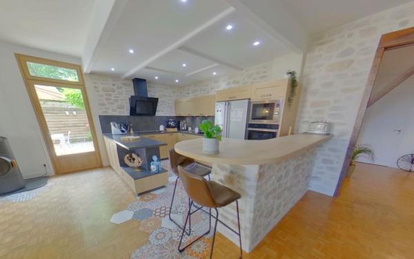 Maison à vendre    6 pièces • 193 m2 Épernay