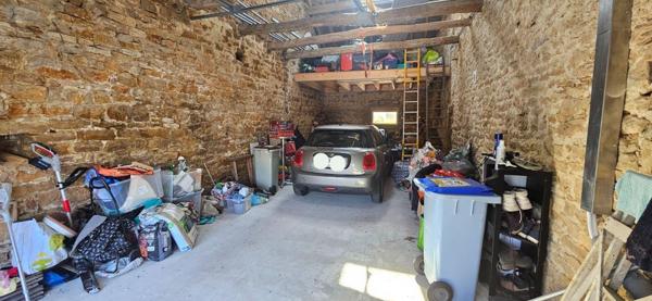 Maison restaurée à vendre à Beaufort-Orbagna dans le Jura (39190), ref : 39064-100