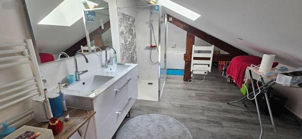 Maison restaurée à vendre à Beaufort-Orbagna dans le Jura (39190), ref : 39064-100