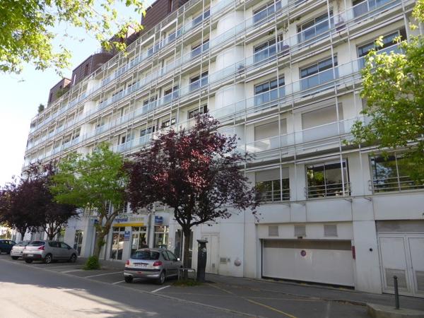 Location Parking - 1 m² (réf : 517940)