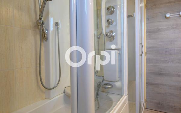 Maison à vendre    3 pièces •  Merville