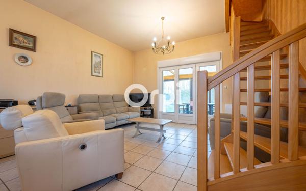 Maison à vendre    3 pièces •  Merville