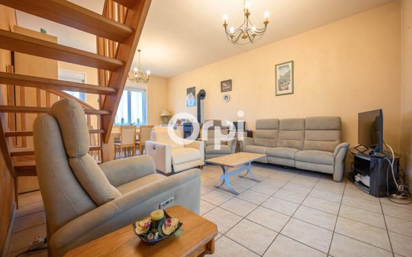 Maison à vendre    3 pièces •  Merville