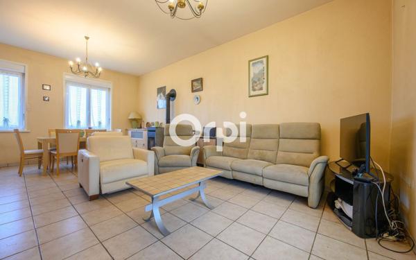 Maison à vendre    3 pièces •  Merville