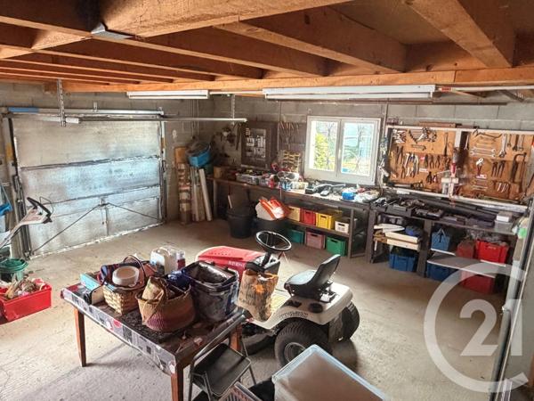 Maison à vendre  4 pièces - 207,31 m 2   ROIFFIEUX  - 07