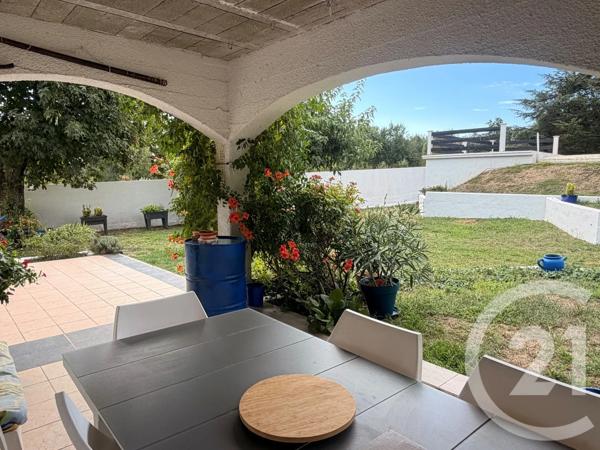Maison à vendre  4 pièces - 207,31 m 2   ROIFFIEUX  - 07