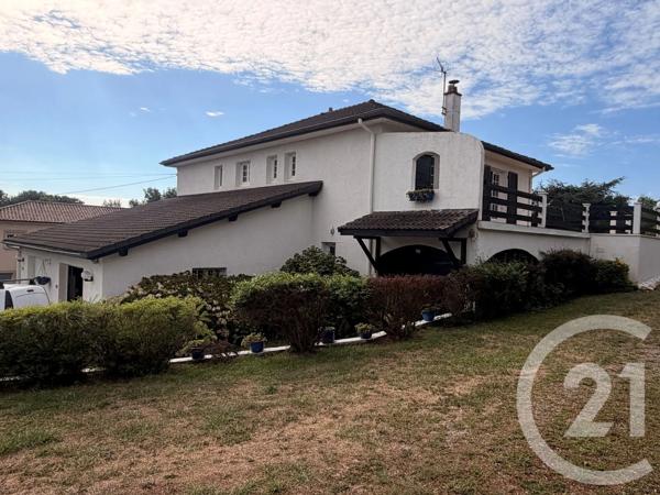 Maison à vendre  4 pièces - 207,31 m 2   ROIFFIEUX  - 07