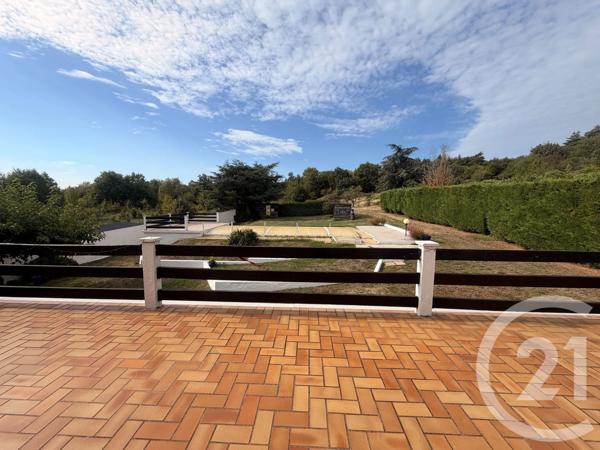Maison à vendre  4 pièces - 207,31 m 2   ROIFFIEUX  - 07