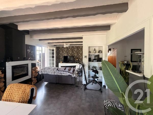 Maison à vendre  4 pièces - 207,31 m 2   ROIFFIEUX  - 07