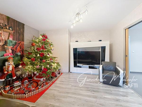 Maison de plain pied en campagne avec dépendance