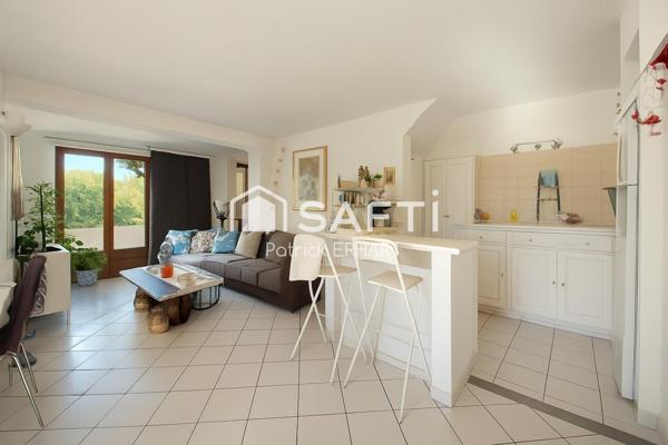 Maison de 185m2 sur terrain de 1600m2 à exploiter !