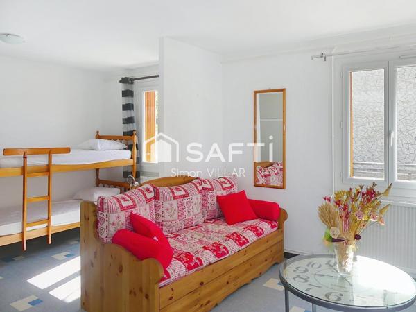 Maison lumineuse et ensoleillée avec du potentiel