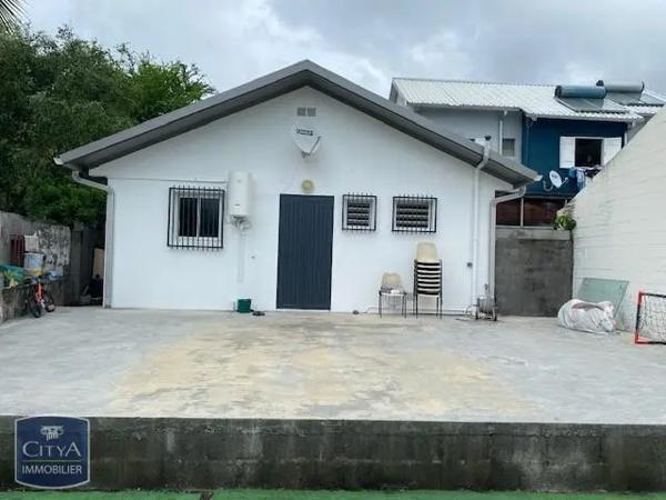 Maison à louer 3 pièces 85m²