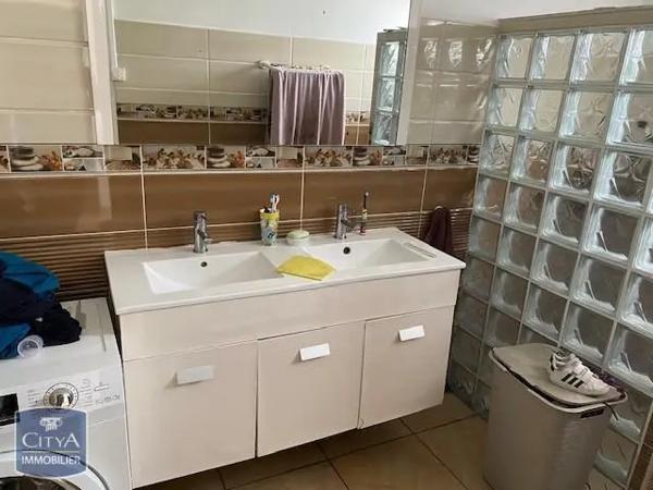 Maison à louer 3 pièces 85m²