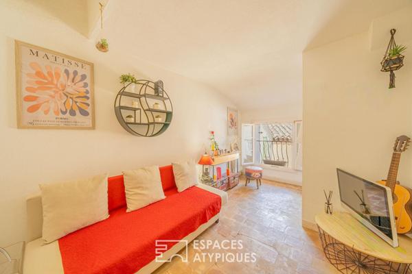 Maison de village au charme discret avec terrasse