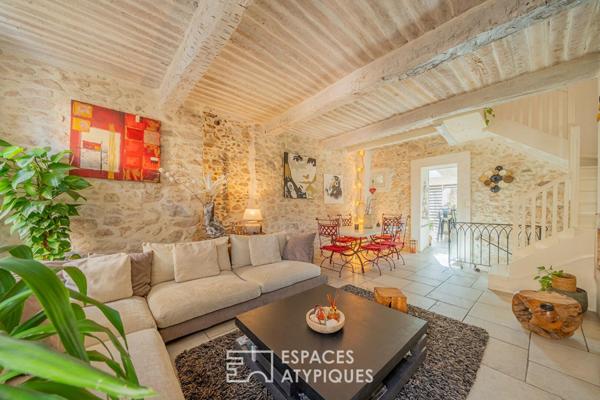Maison de village au charme discret avec terrasse