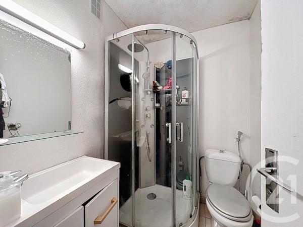 Appartement F5 à vendre  5 pièces - 96,10 m2 NANDY - 77